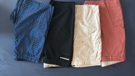 Lot of 4 Men's Shorts Mixed Colors