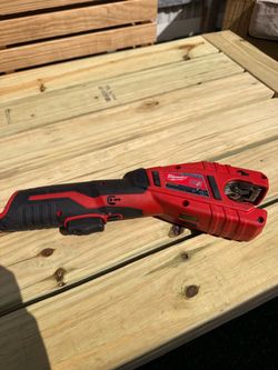 Milwaukee Copper Cutter