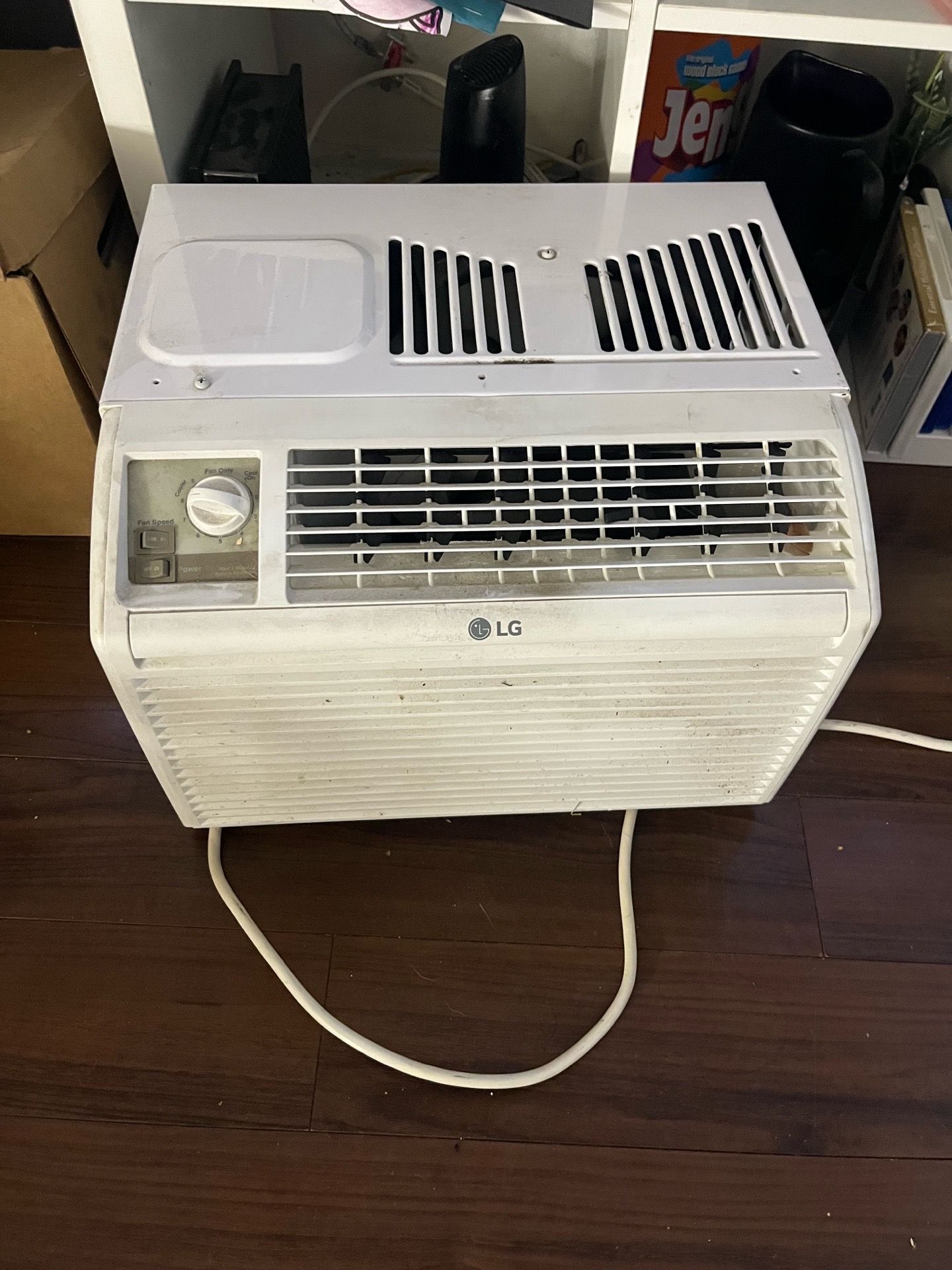 LG room air conditioner 5000BTU
