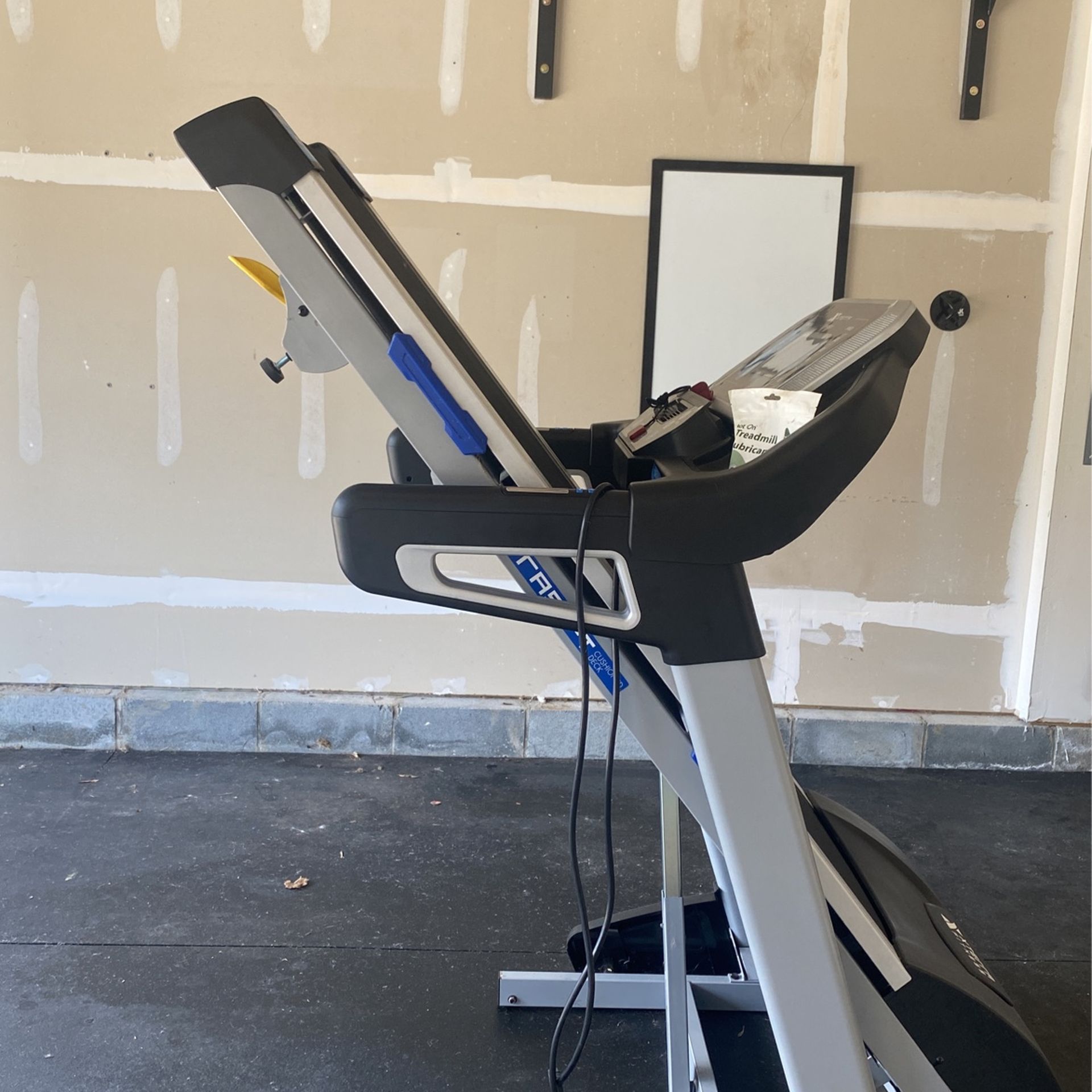 XTERRA TRX4500 Treadmill