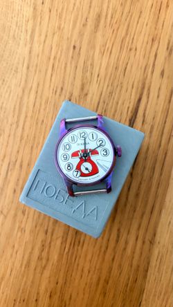 NOS Vintage Russian Pobeda Mechanical Watch – New – Made in Russia