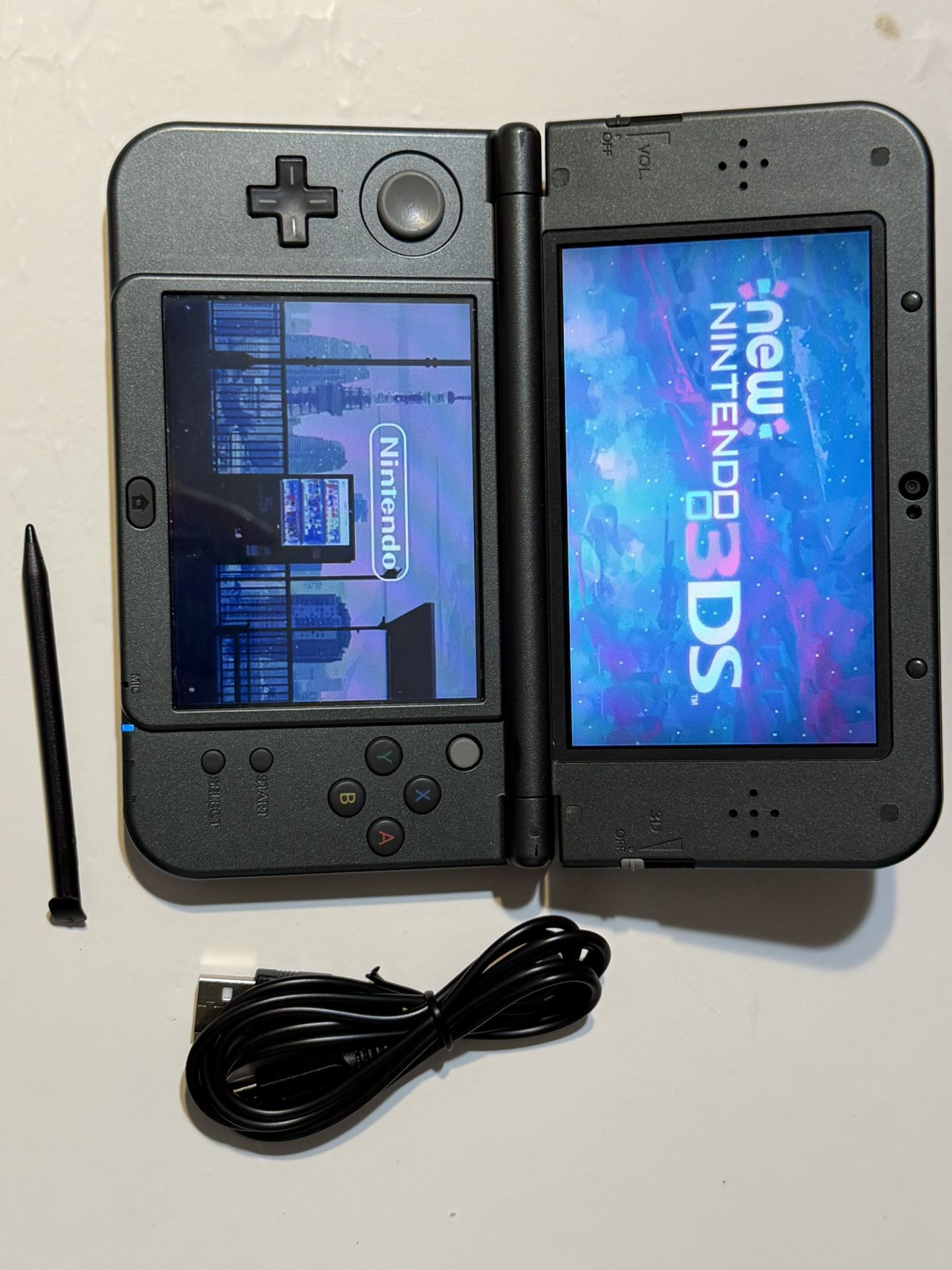 Nintendo New 3DS XL