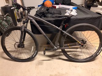 Diamondback Hardtail Mountain Bike