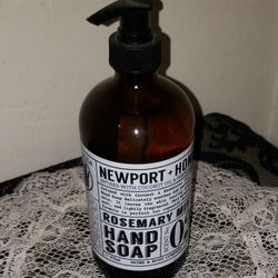 NEW NEWPORT HOME ROSEMARY MINT SCENT NO. 02 HAND SOAP FULL SIZE 16 OZ
