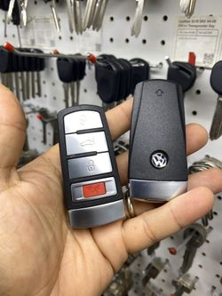 CARS KEYS AND REMOTES