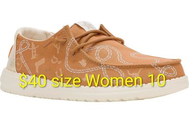 Hey Dude Houston Rodeo Women's Size 10