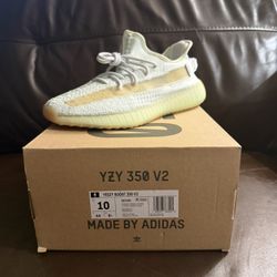 Yeezy 350 V2 Hyperspace 