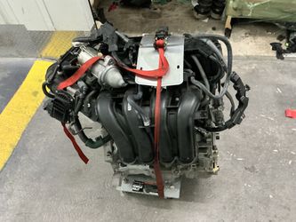 Engine Honda civic 2.0L earth dreams  edition  in good condition timing  belt cover taken off fits 2016-2021
