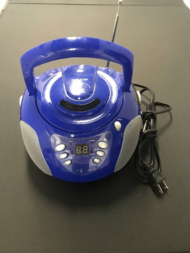 Craig Portable CD Player with AM/FM Stereo Radio Blue & Gray , Works Great