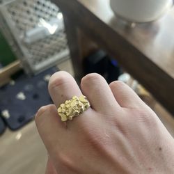 10k chunky gold nugget ring