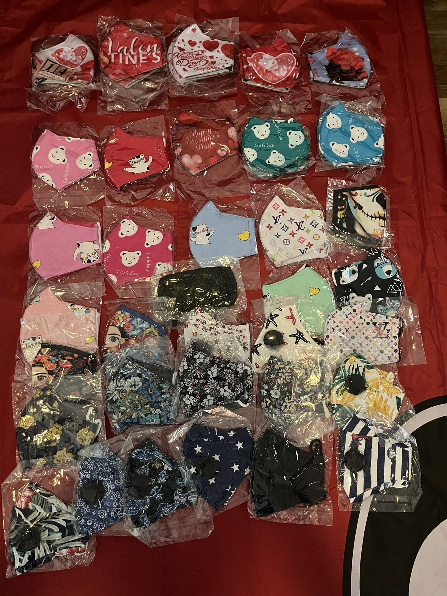 Cubrebocas Face Mask Woman