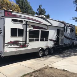 2013 Forest river Stealth