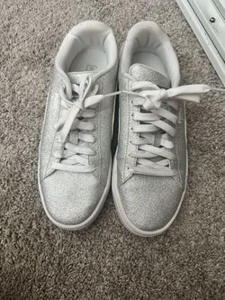Silver sparkle Pumas