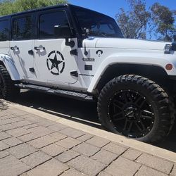 Jeep Wrangler Oscar Mike Edition 