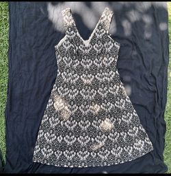 Kensie Womens Dress Black Sheath V-Neck Pleated Floral Lace-SZ 4-NWT