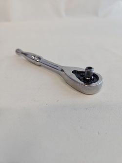 Husky III A3 1/4" Drive 5" Long Quick Release Ratchet P819353-S4