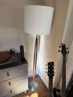 💡 Mid-Century Wood Floor Lamp
