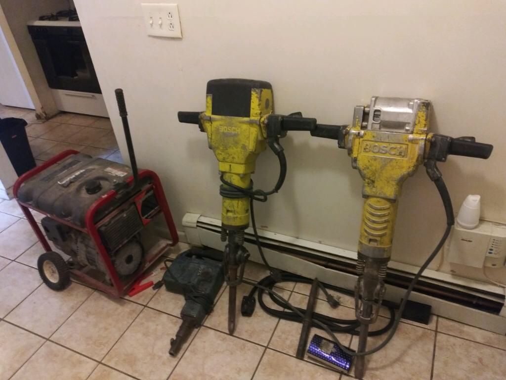 Bosch 2 electric jackhammers 1 drill and Generator 6.5 BS