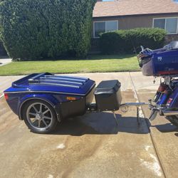 2005 Harley Road Glide and Bustech Trailer