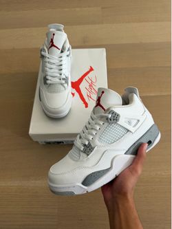 Jordan 4 White oreo size 8