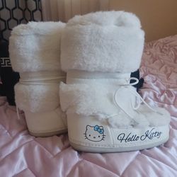 HELLO KITTY  BOOTS