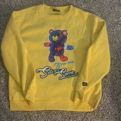 Bleeker & Mercer Men's XL Bear L Silver Spoon Yellow Pullover Sweatshirt |