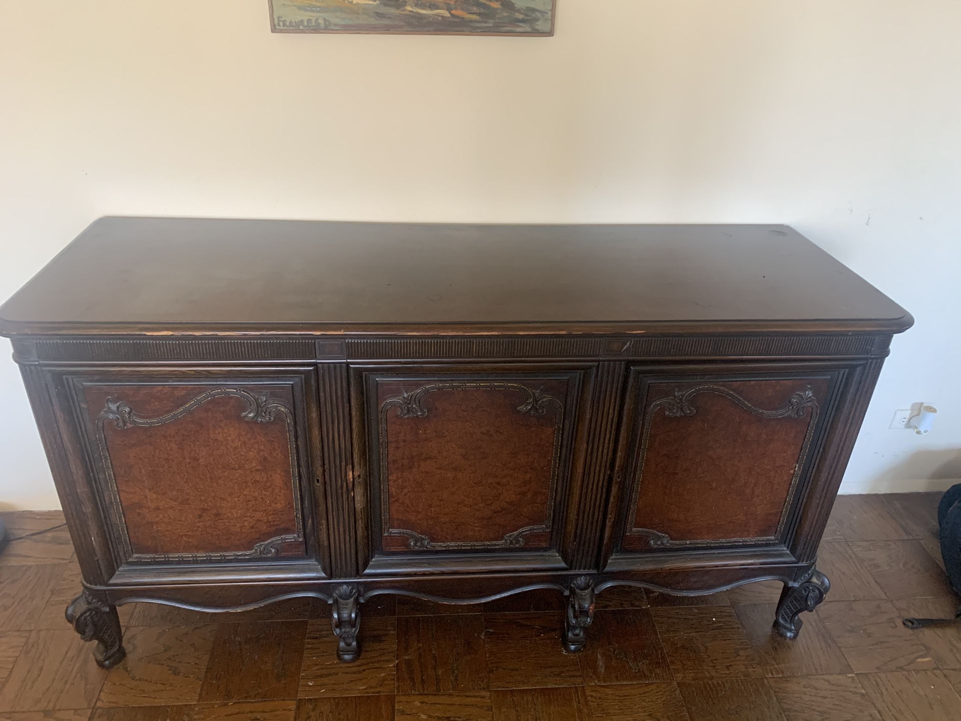 Beautiful Antique chest with key