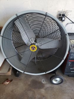 Industrial Fan 32"