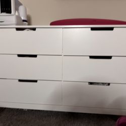 Carter’s by DaVinci Dresser ( Soft Close Mechanism) added