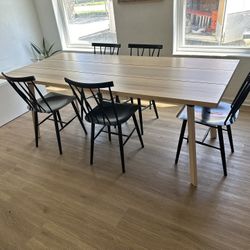 Dining Room Table 