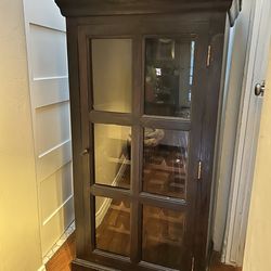 Solid wood wine cabinet