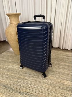 Samsonite Spin Tech 6 Medium Check-in Spinner Luggage