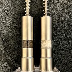 Stainless Steel Gourmet Pump Salt & Pepper Grinders with stand 