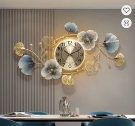 Ginkgo Leaf Decorative Clock,Large Modern Wall Clock,Creative Silent Wall Clock,3D Retro Metal,Battery Power Modern Decorative Mural for Kitchen Bedro