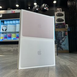 MacBook Neo (Newest Model) ( Payment Plans Available / Planes De Pagos Disponibles )