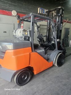Toyota Forklift 