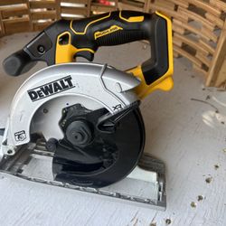 Dewalt Skillsaw 