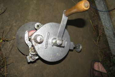 Vintage Hand Crank PRAIRIE- USA Bench Mount Grinder GRINDING WHEEL