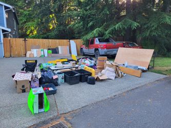 Free moving sale left overs!!