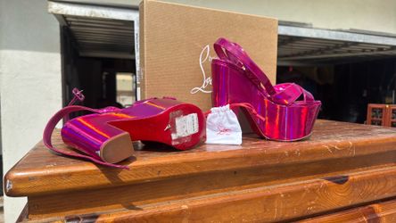 Heels platform Christian Louboutin ORIGINAL original price $1,700.00