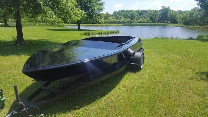 Dragboat 70Aqua V-drive flat bottom