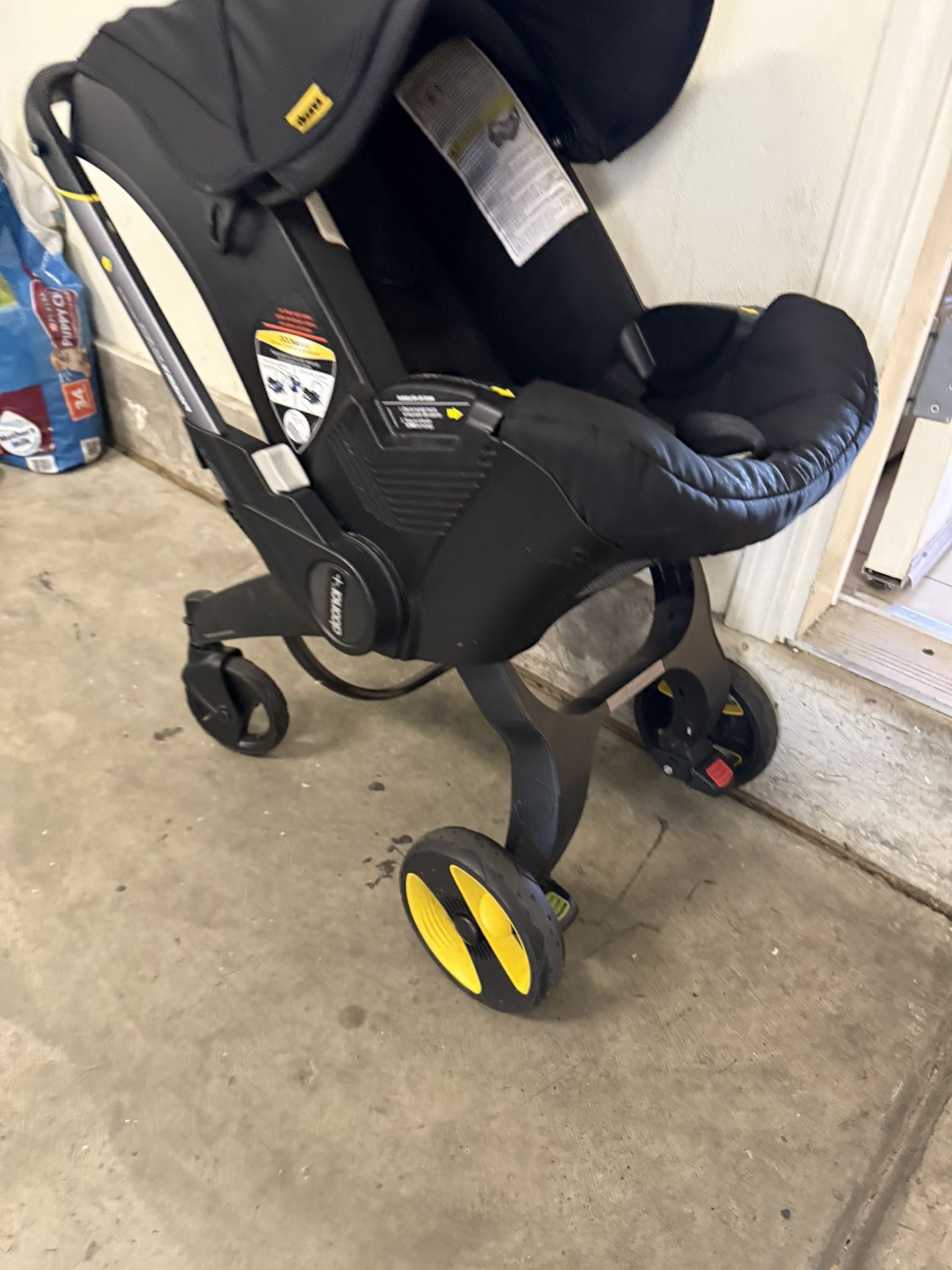 Doona Car Seat And Stroller 2 In 1