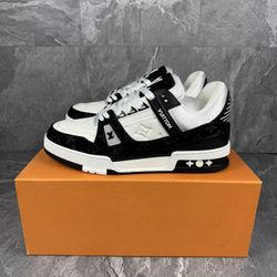 Louis Vuitton LV Trainers White & Black Sneaker 