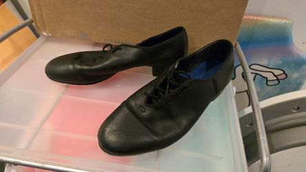 Capezio Girls tap shoes