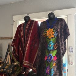Abrigos/ Vestidos Mexicanos 