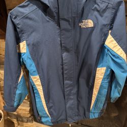 boys The North Face jacket 7-8 size