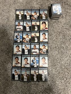 Hundreds of retro signed diamond back cards!