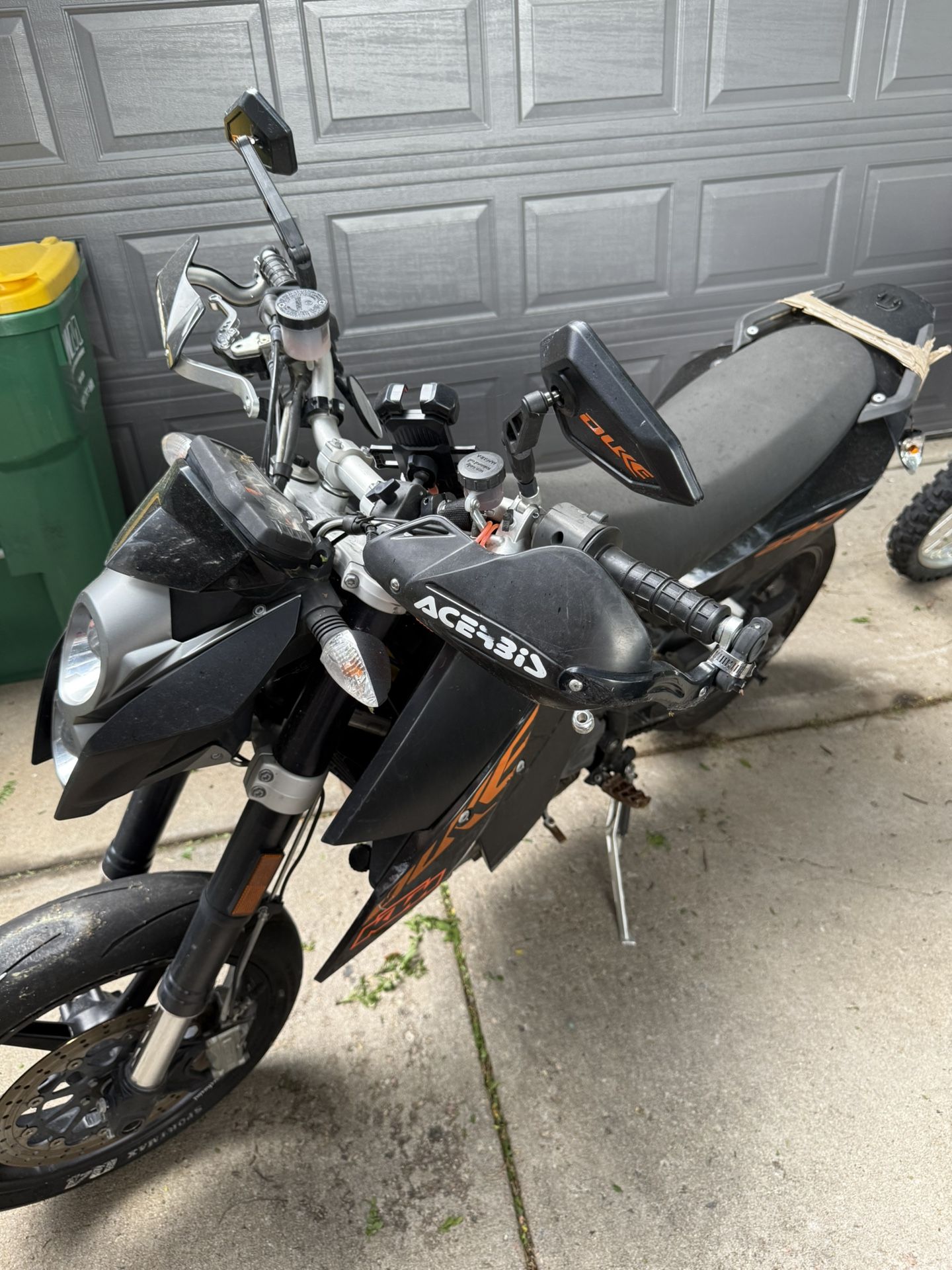 2010 KTM Duke 690