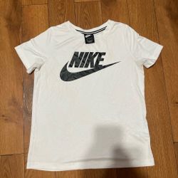 Nike Graphic T-Shirt White