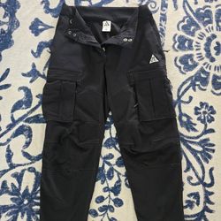 Nike ACG pants Medium